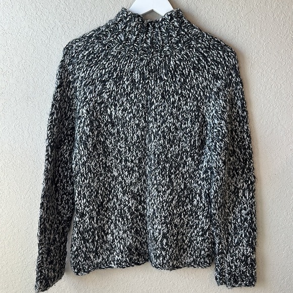 I.N.C. International Concepts Chunky Knit Turtleneck Sweater Size Medium - Picture 6 of 11
